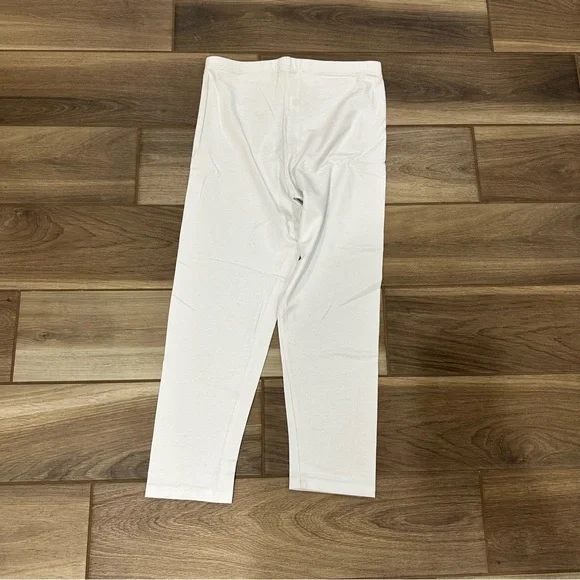 🌼 White Cropped Leggings 🌼5/$15🌼 - Picture 4 of 4
